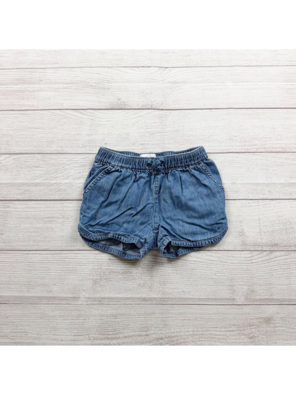 Children’s Place Girls Denim Look Chambray Elastic Waist Pull On Shorts 6